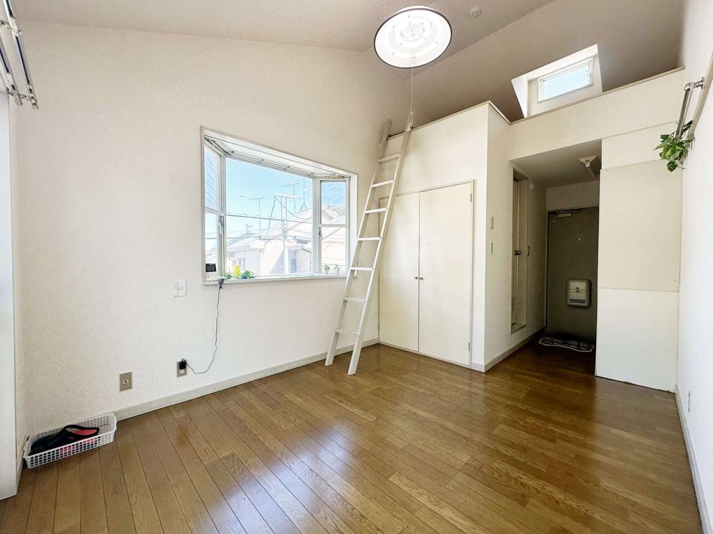 居室・リビング　＊別部屋参考写真です＊