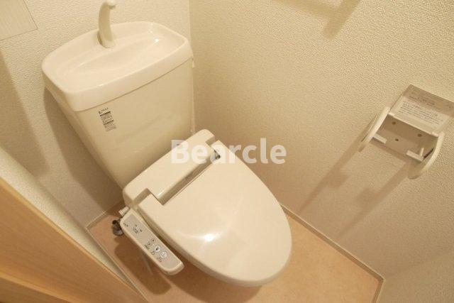トイレ　落ち着いたトイレです