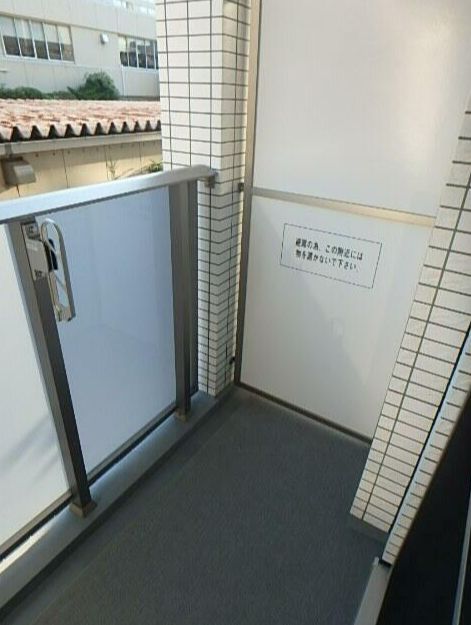 バルコニー　※同型施工例