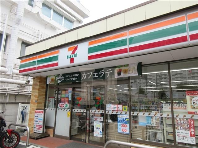 コンビニ　セブンイレブン板橋小豆沢１丁目店（コンビニ）まで193m