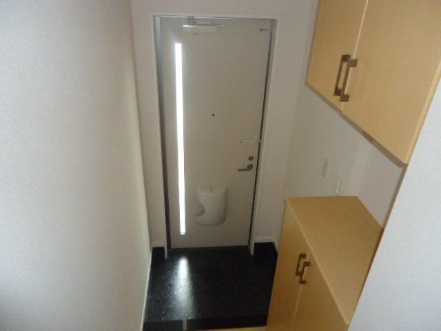 玄関　シューズボックス完備