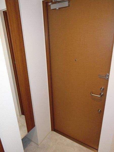 玄関　収納もある玄関です