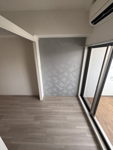その他部屋・スペース　広くて明るい寝室