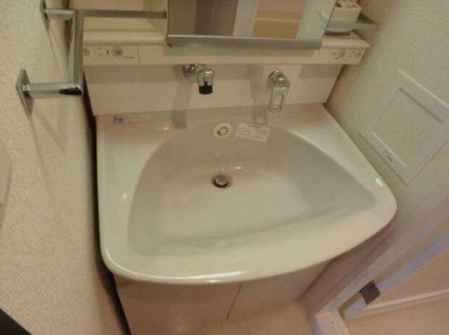 洗面設備　別部屋参考写真となります