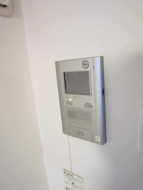 セキュリティ　モニター付きインターホン