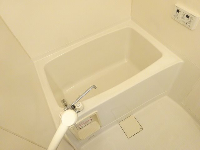 バス・シャワールーム　お問合せは048-776-5175　レーベンハウス上尾東店へ
