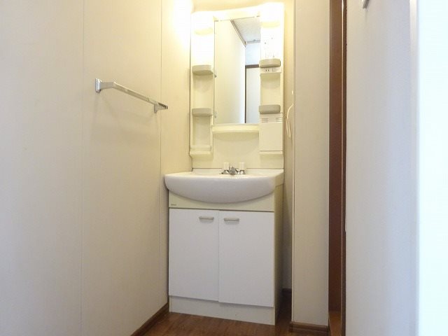 洗面設備　お問合せは048-776-5175　レーベンハウス上尾東店へ