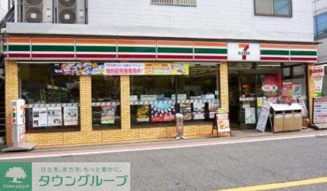 コンビニ　(参考)セブンイレブン（コンビニ）まで168m