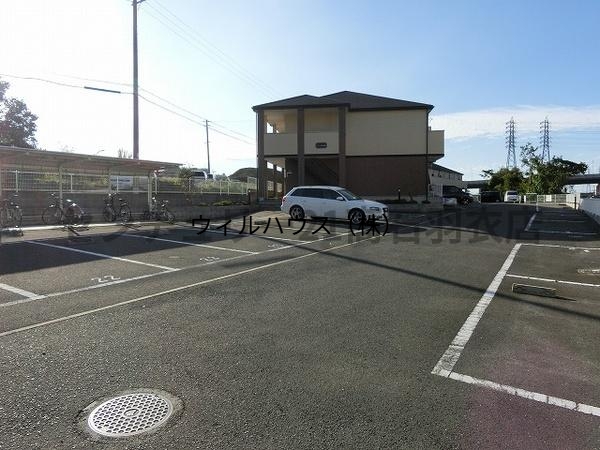 駐車場　駐車場！