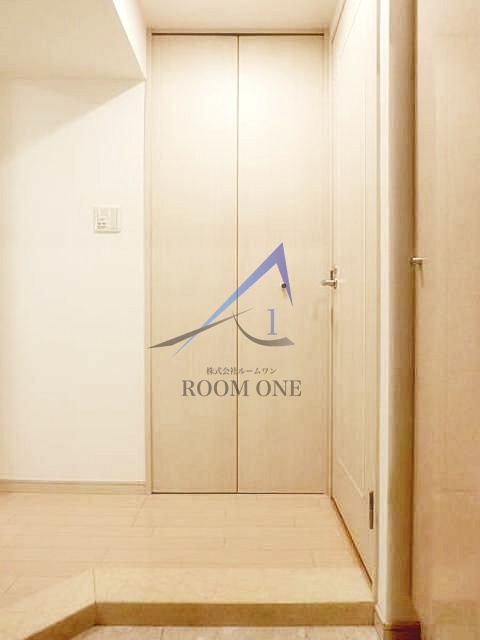 玄関　玄関です。