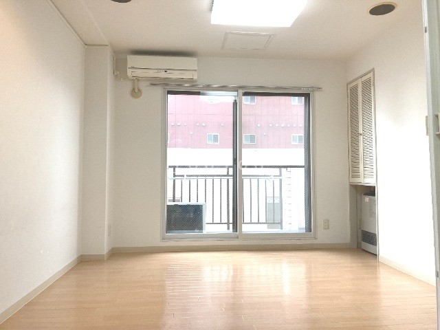 その他部屋・スペース　居間