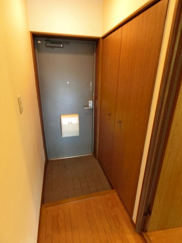 玄関　参考写真