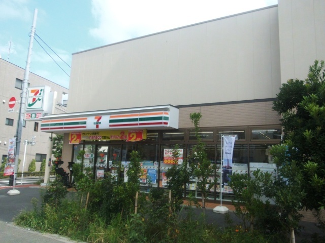 コンビニ　セブンイレブン板橋東新町川越街道店（コンビニ）まで256m