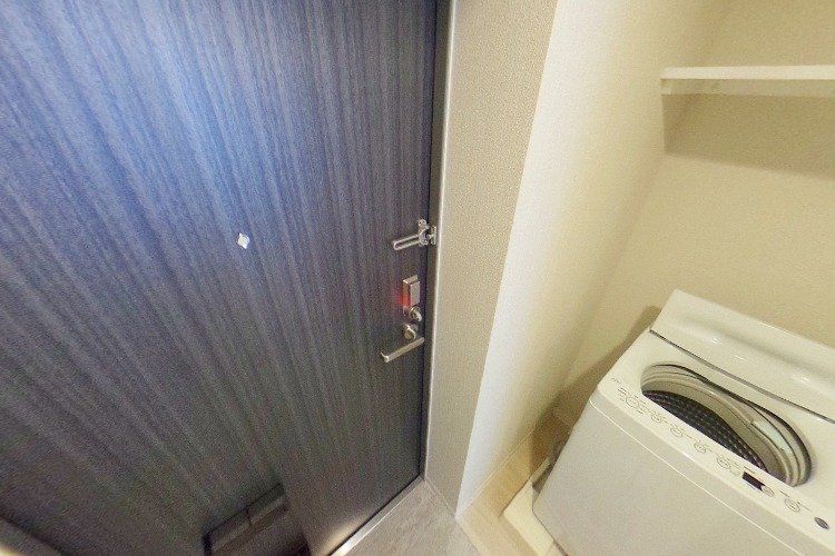 玄関　洗濯機置き場