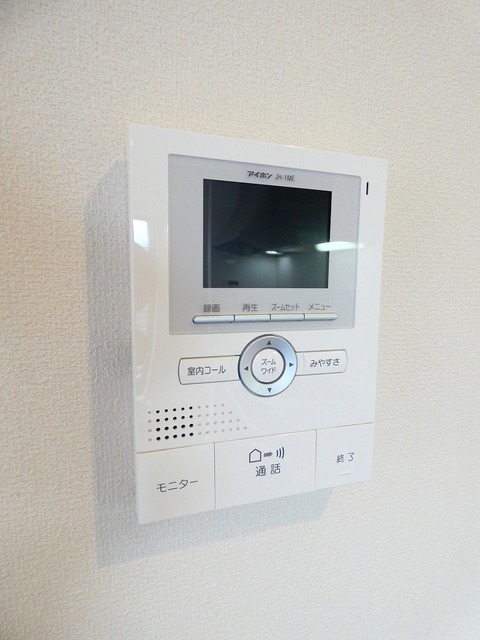 セキュリティ　★訪問者の顔が分かるモニター付きインターホン