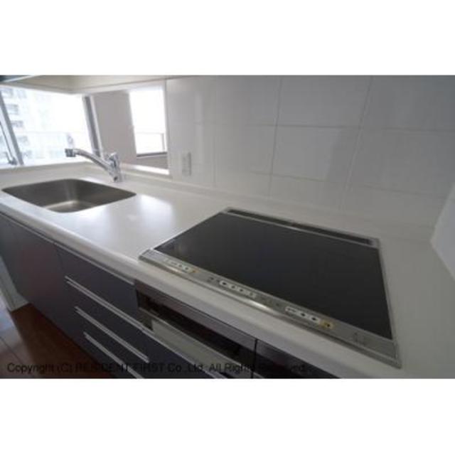キッチン　※写真は同タイプ住戸です。