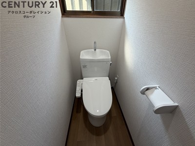 トイレ　落ち着いたトイレです