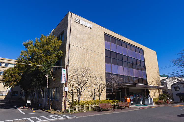 病院　国家公務員共済組合連合会三宿病院（病院）まで673m