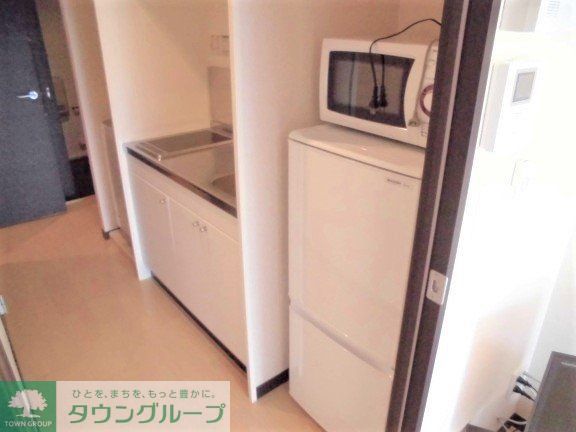 キッチン　同タイプ代表写真となり設備仕様は一部異なる場合があります。