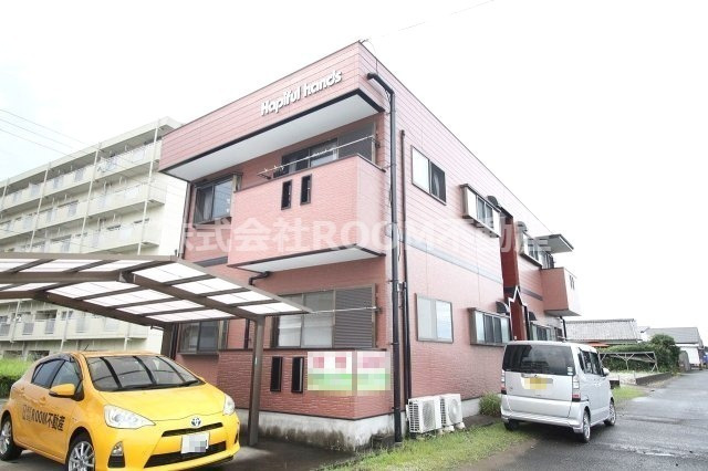 建物外観　落ち着いた雰囲気の外観です
