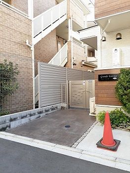 玄関