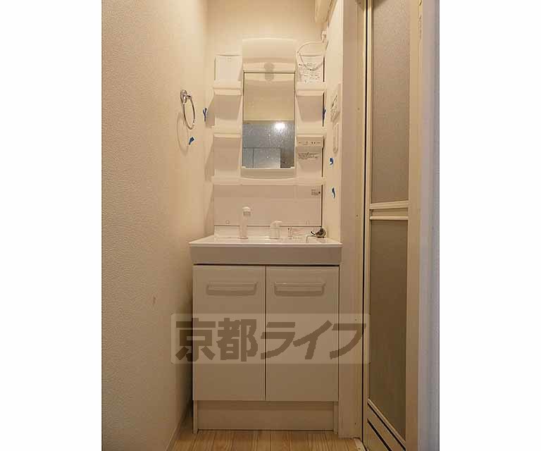 洗面設備　洗面所です