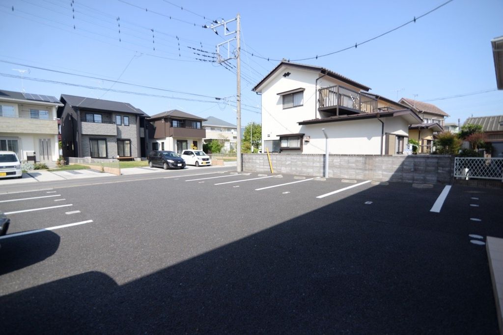駐車場　駐車場