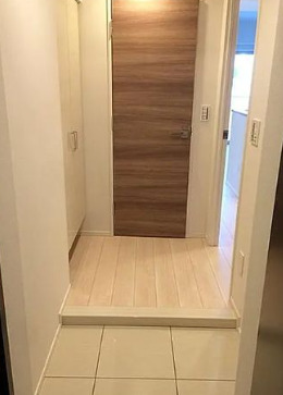 玄関　シンプルで使いやすい玄関です