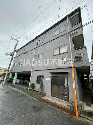 建物外観　落ち着いた雰囲気の外観です