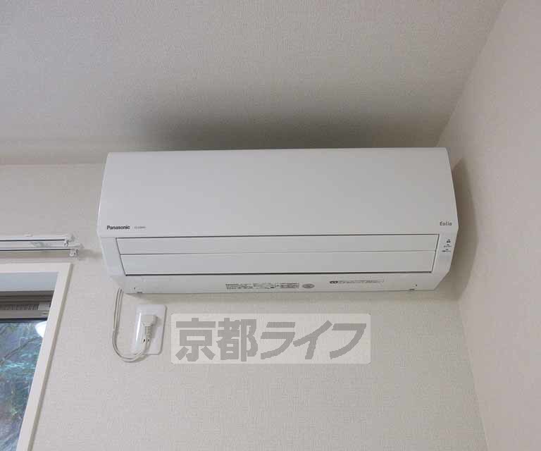 その他設備　エアコン２基付き