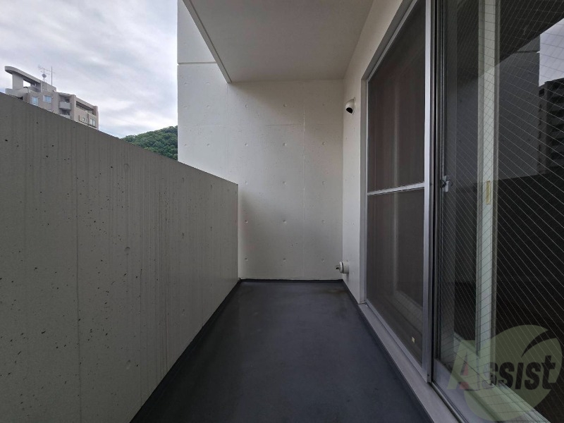 バルコニー　バルコニーが付いていますので一息ついてみてはいかがですか。