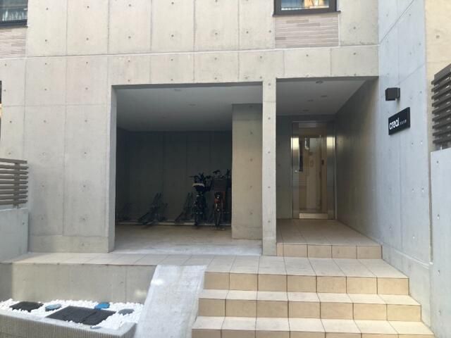 エントランス　安心のオートロックです◎