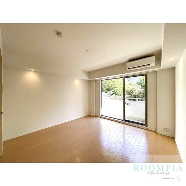 居室・リビング　※同タイプの別のお部屋です。