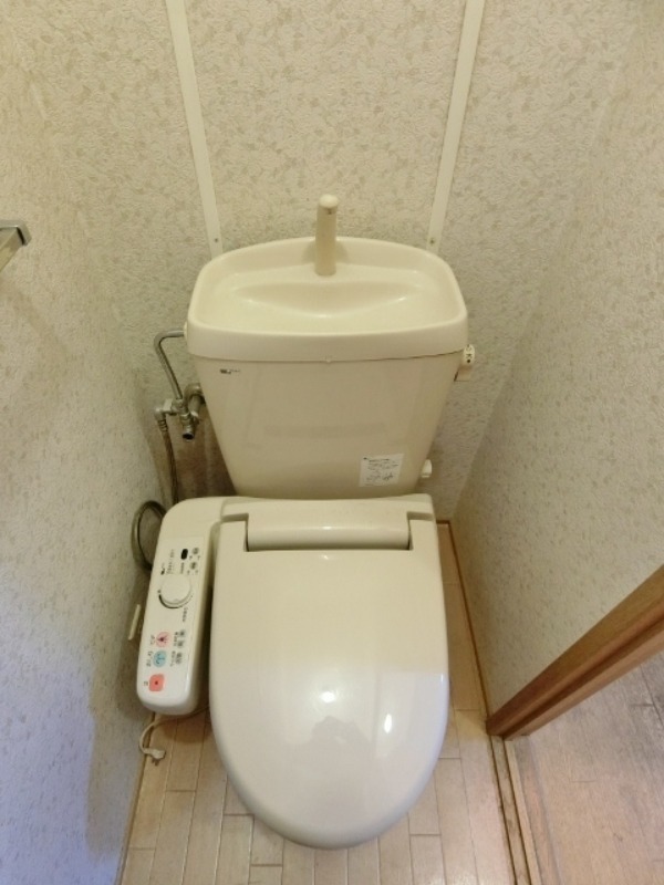 トイレ　図面と現状に相違がある場合には現状を優先
