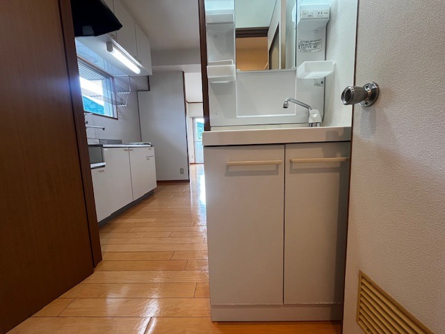 洗面設備　別部屋イメージ