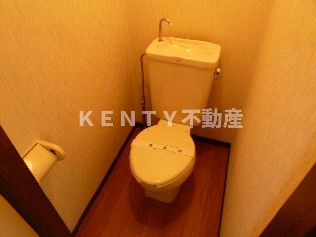 トイレ　清潔感のあるトイレです