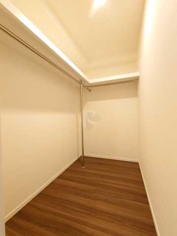 収納　カーサスプレンディッド恵比寿