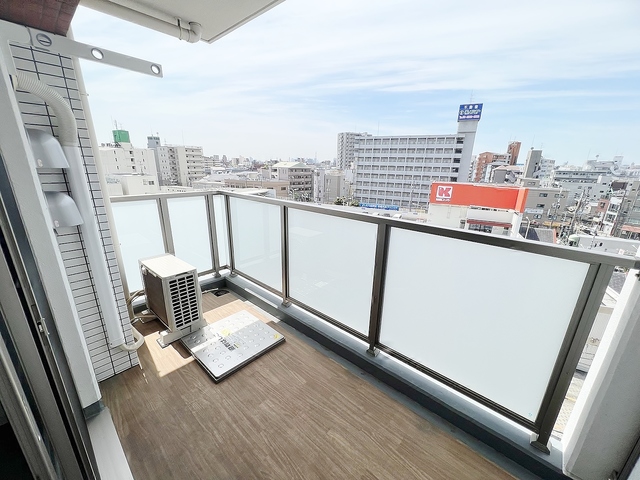 バルコニー　物干し竿使用可能