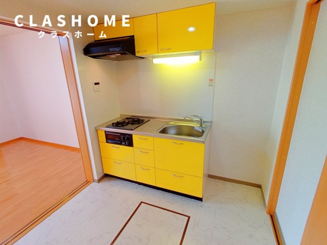 キッチン　同物件の別部屋になります。