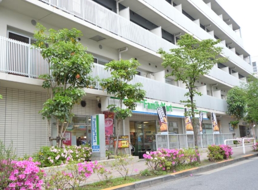 コンビニ　ファミリーマート目黒三田通り店（コンビニ）まで468m