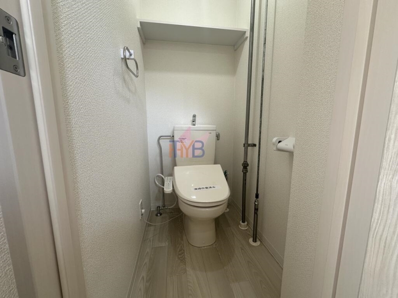 トイレ　リフォームした別部屋の写真です。