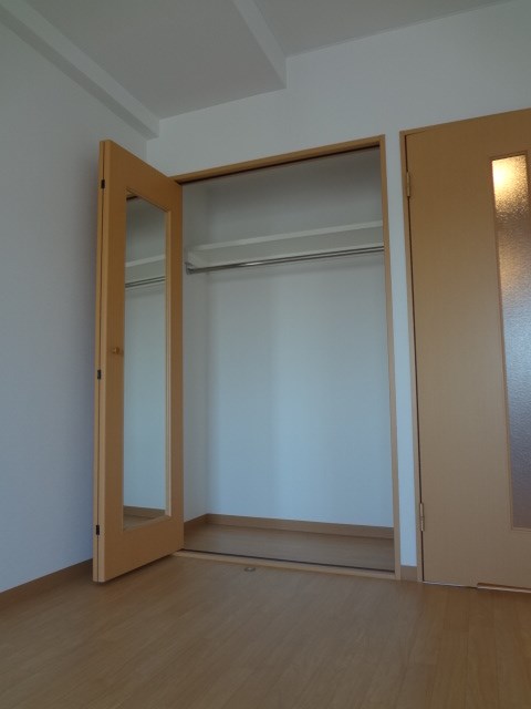 収納　違うお部屋の写真です。ご参考までに