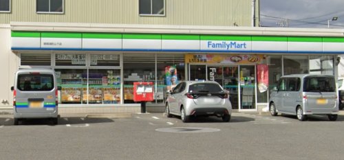 コンビニ　ファミリーマート 緑鳴海町山下店（コンビニ）まで522m