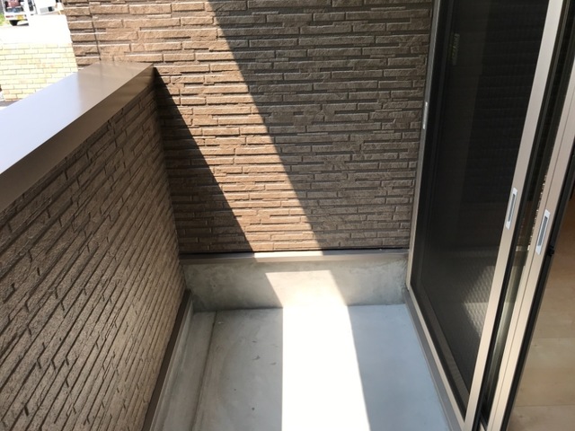 バルコニー　ベランダ