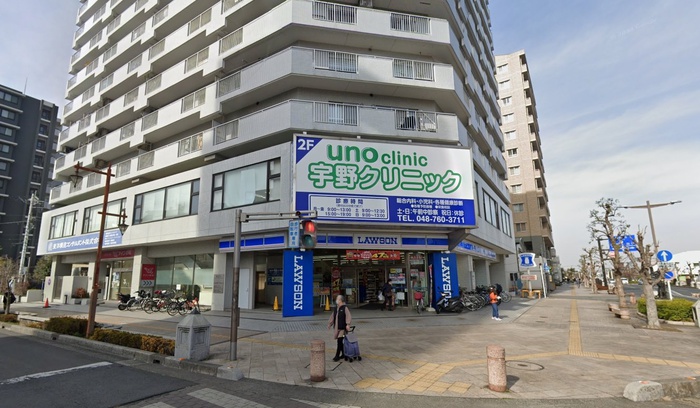 コンビニ　ローソン 春日部駅東口店（コンビニ）まで500m