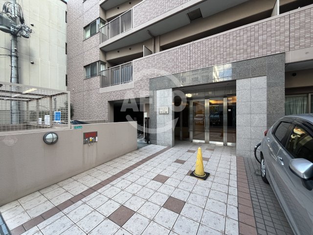 エントランス　パセオ十三東　エントランス