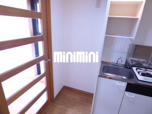 その他部屋・スペース　冷蔵庫置くスペースあります。