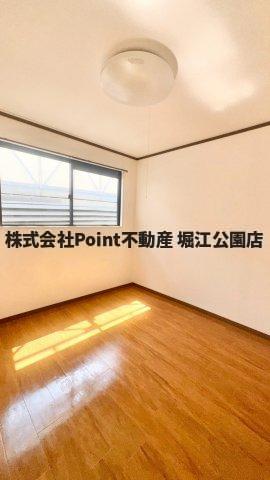 地下鉄谷町線 谷町六丁目駅 徒歩1分 4階建 築38年の居間写真