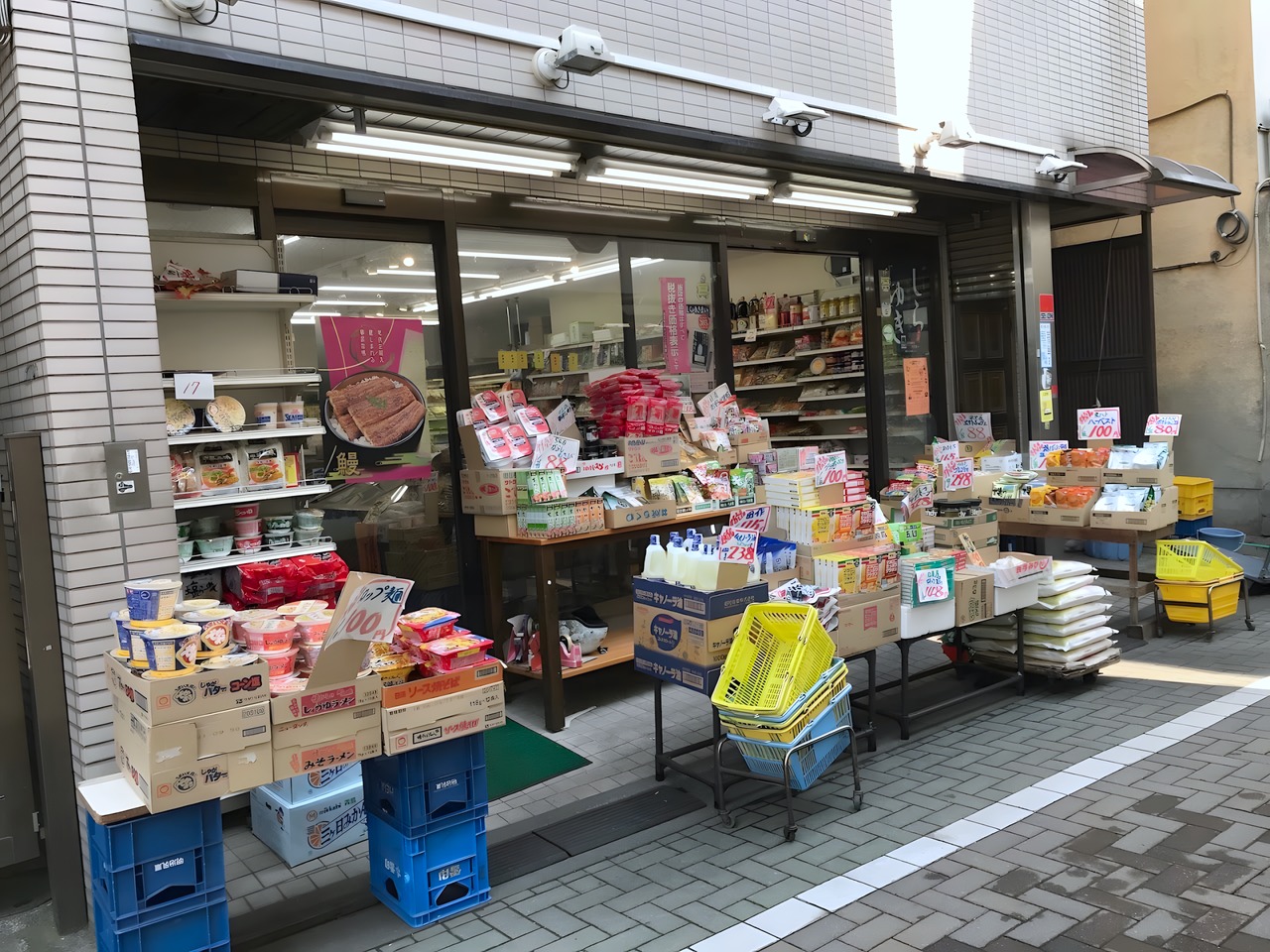 スーパー　たまや（スーパー）まで100m