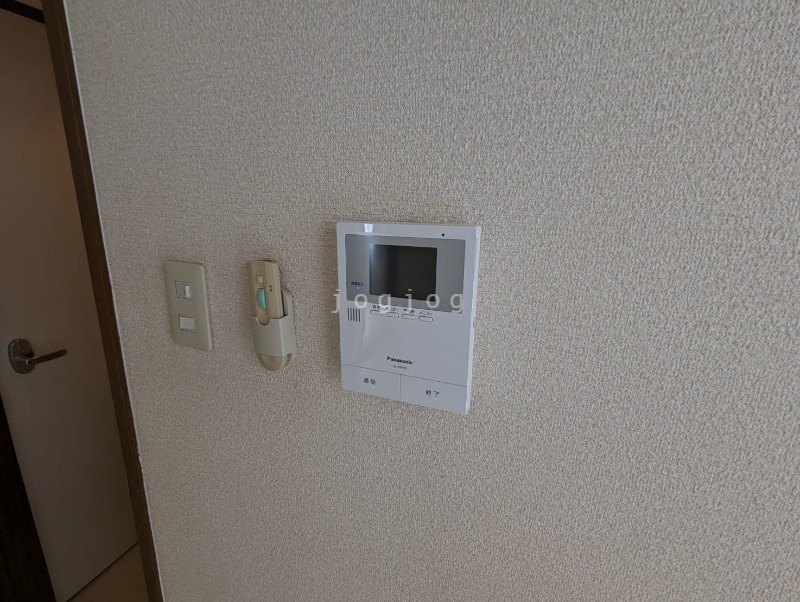 セキュリティ　モニター付きインターホンで来客確認も安心です！